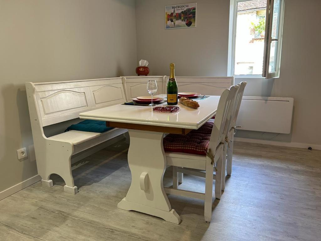 Pensjonat Le Citadin Bourguignon Toucy Zewnętrze zdjęcie